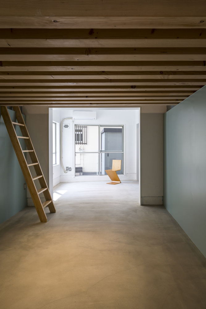 105.1 室内写真 3